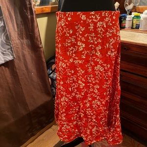T length skirt size large